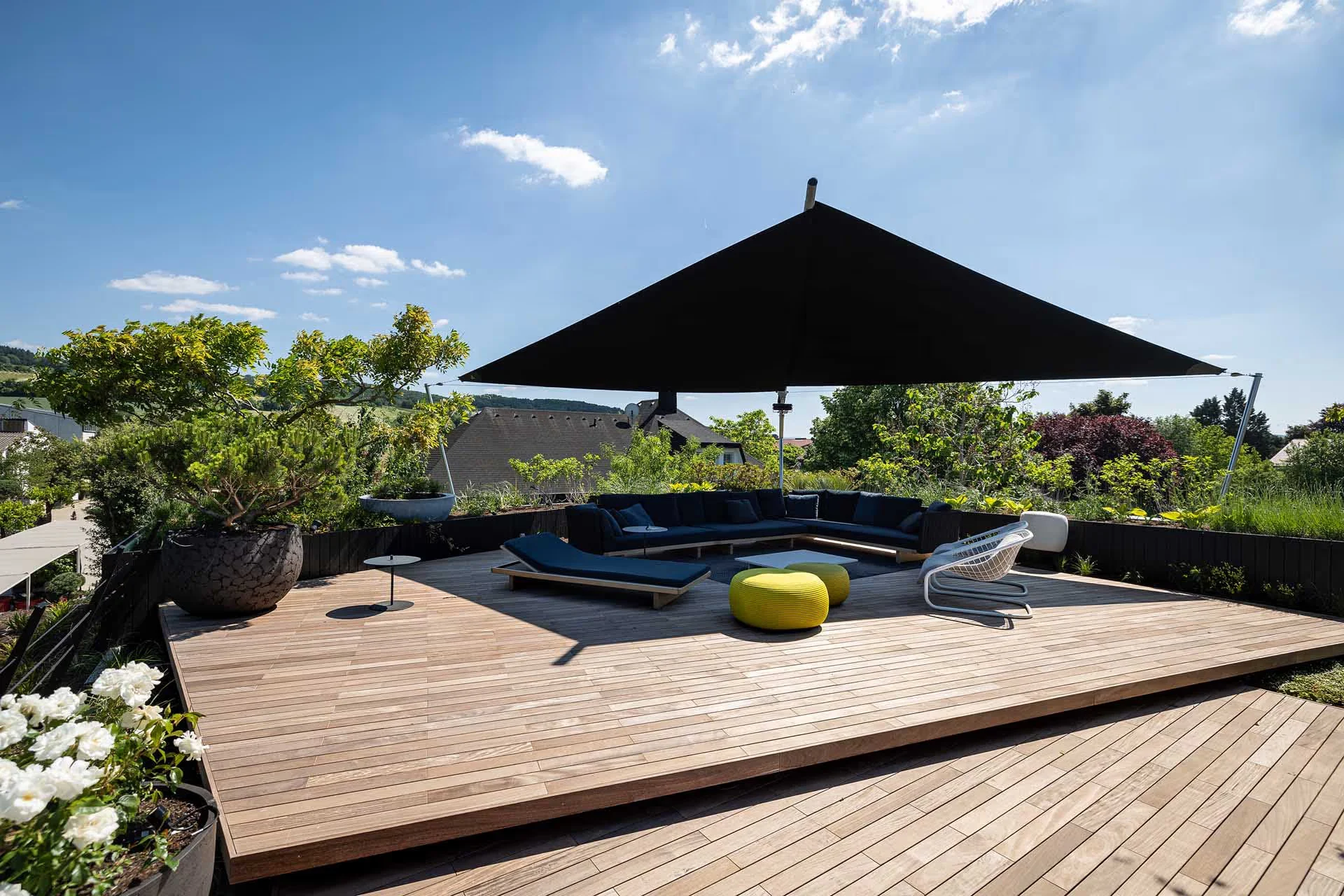 68bed3b9d4bb8e32f12113ea_107264_SQK-Cantilever_Kramer+Kramer_Strahlen_Orchestra noir_IMG_2577_web